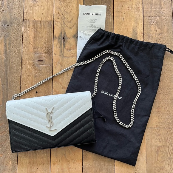 NWOT Authentic YSL Leather Cassandra Crossbody Bag with Silver Chain - Picture 1 of 8